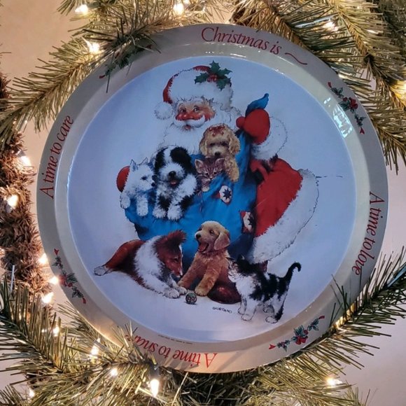 Giordano Vintage Christmas Tin Plate  Santa with Puppies & Kittens - Picture 9 of 16